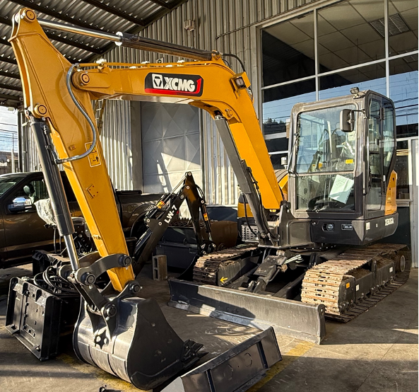 EXCAVADORA XCMG