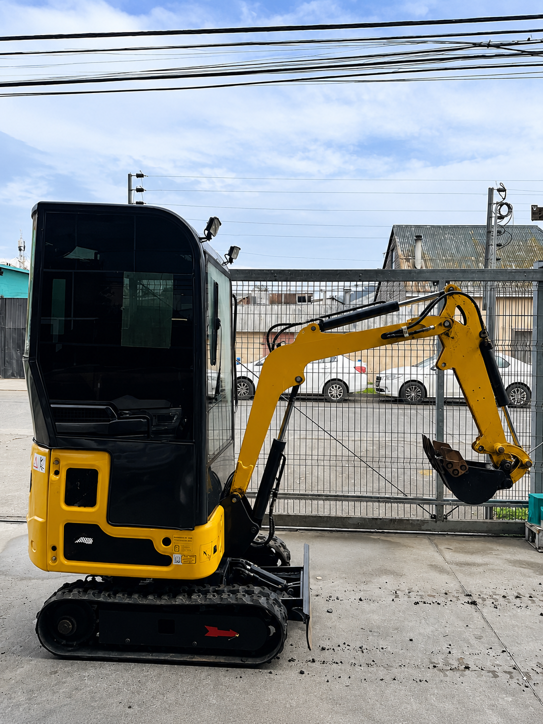 MINIEXCAVADORA 1 TONELADA